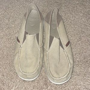 Boys Crocs Santa Cruz Size 3 Slip On